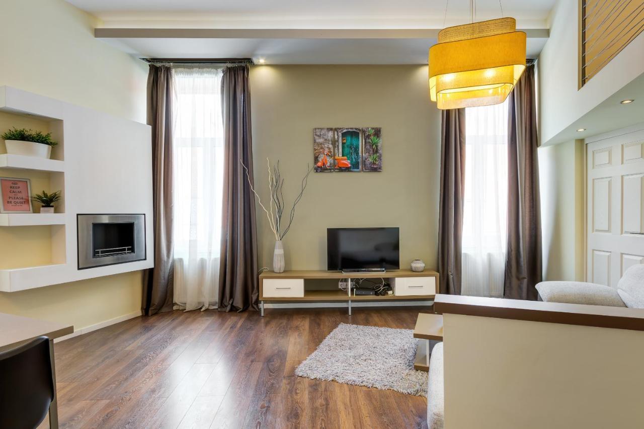 Spacious & Stylish Apartment In Downtown Budapest Kültér fotó