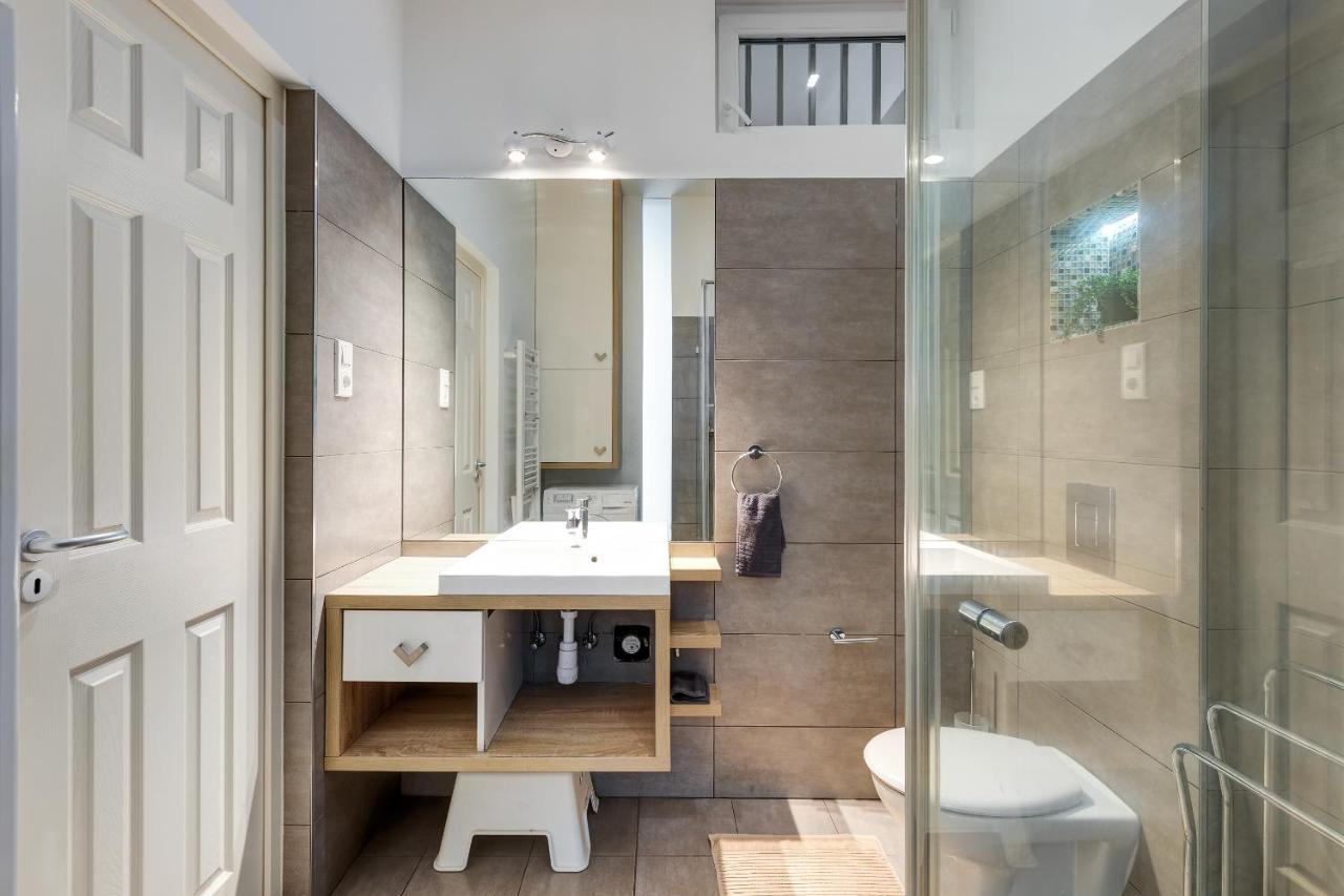 Spacious & Stylish Apartment In Downtown Budapest Kültér fotó
